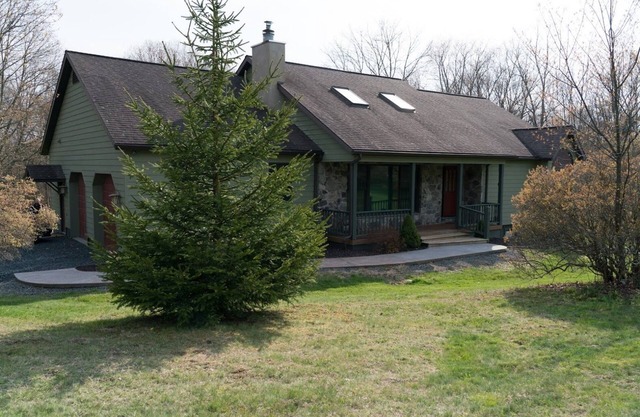 Il Sogno - "The Dream" The Ultimate Family Escape From It All! 21 Acre Estate