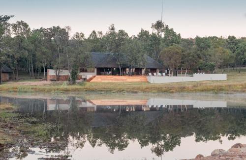 Ilanga Lodge Welgevonden Game Reserve