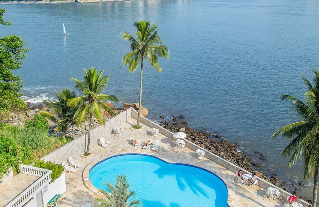 Ilha Porchat Hotel