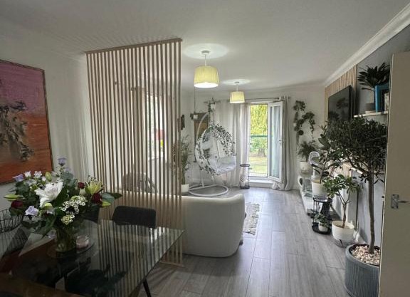 Immaculate 2-Bed Apartment in Dagenham