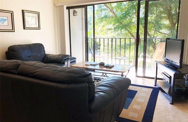 immaculate 2B 2B Condo at the World Tennis Club
