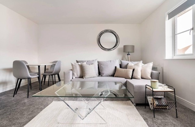 Immaculate 2-Bed Apartment in Welwyn Garden City