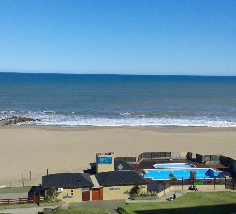 Impecable Depto Frente al Mar Cochera h 4 personas