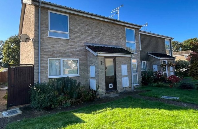 Impeccable 2-Bed Apartment in Eastleigh