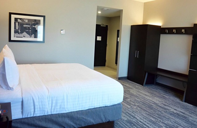 Impressive Space for Business & Vacation Trips!
