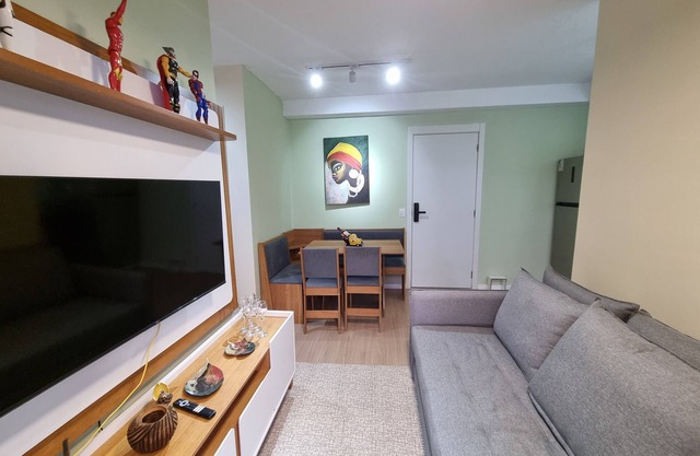 In the Heart of Rio de Janeiro, Air Conditioning, 2 Bedrooms and close to the Sambadrome