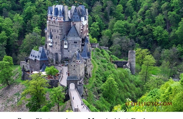 In Scheurener Berg, with a view over the Schleiden valley.