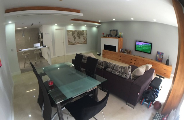In the center/Air conditioning/WIFI/PARKING/FOOTBALL/NETFLIX/offer