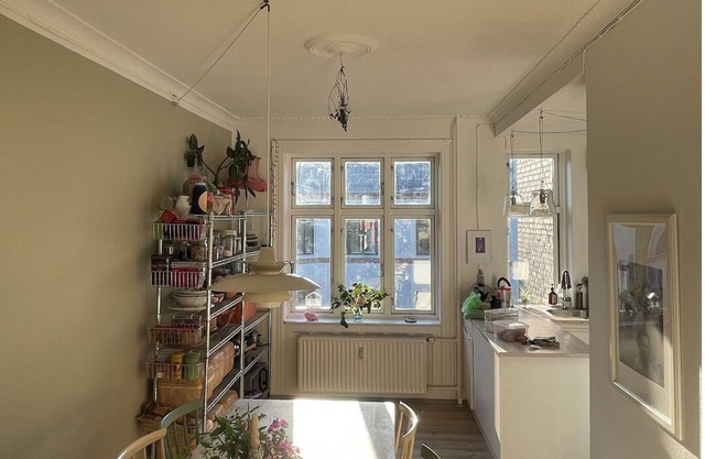 In the Heart of Nørrebro Apartment, Sleeps 4-5 People! Cool hip Neighbourhood
