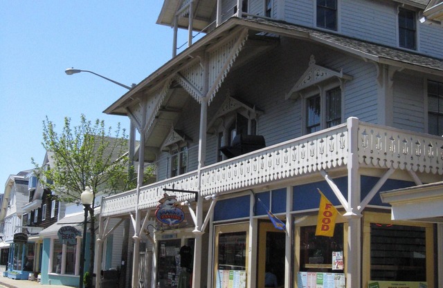 In-Town Certified National Historic Oak Bluffs Property -
