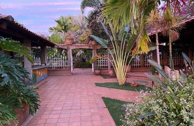 Incrível Casa Cercada de Natureza!