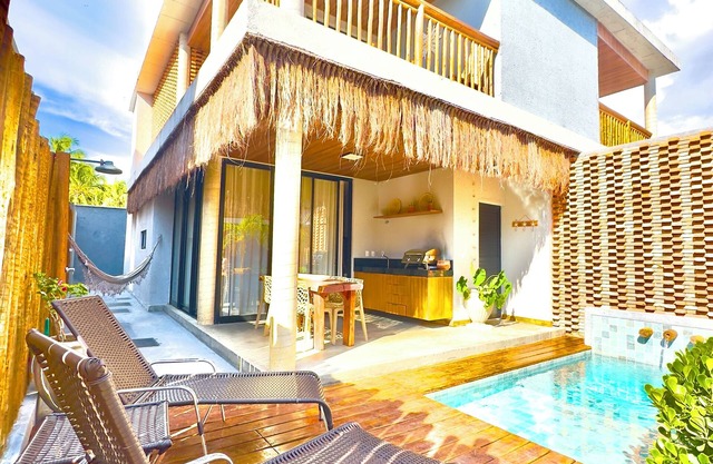 Incrível Sobrado Recém Construido Perto da Praia, Para seu Conforto e Descanso