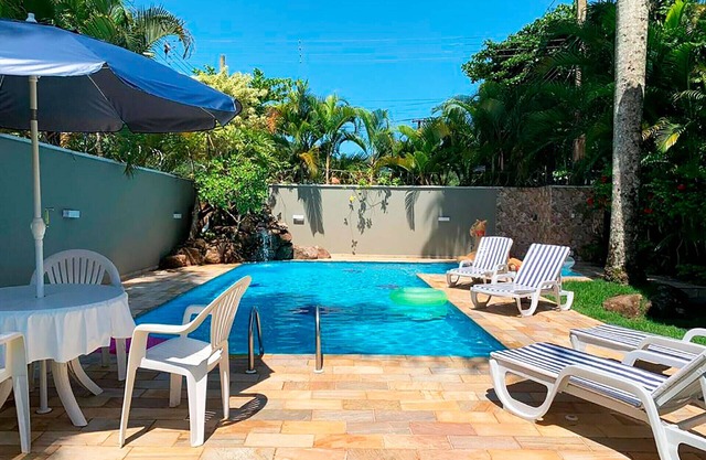 Incrível casa a 13 min a pé da Praia de Juquehy/SP