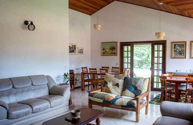 Incrível chácara com lazer completo em Ibiúna/SP