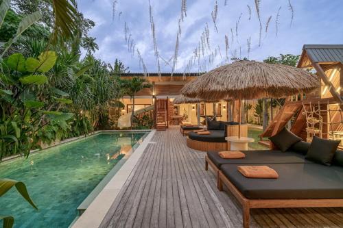 Incredible Family villa with water slide Beachside