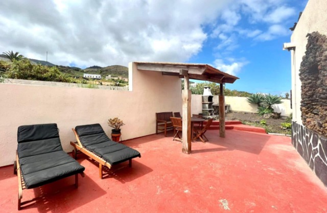 Incredible Rural House with Beautiful Panoramic Views