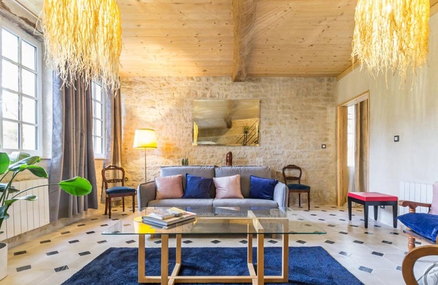 Independent house with 5 bedrooms and garden near Valognes