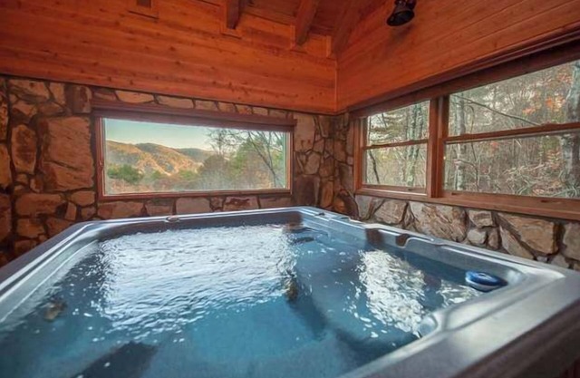 Indoor Jacuzzi~Adult Cabin~BDSM~Views