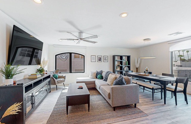 Indulge in Luxury and Comfort in Scottsdale, AZ where cozy meets chic