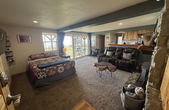 Inlet View Cottage in North Kenai