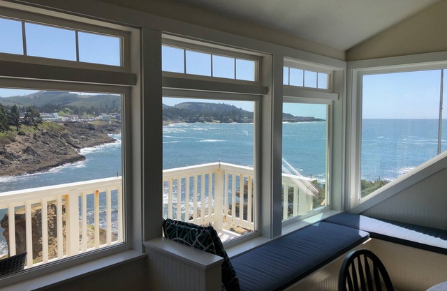 Inn at Arch Rock