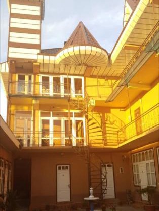 Inn Sogdiana