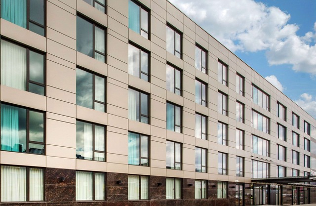 Insignia Hotel, Ascend Hotel Collection