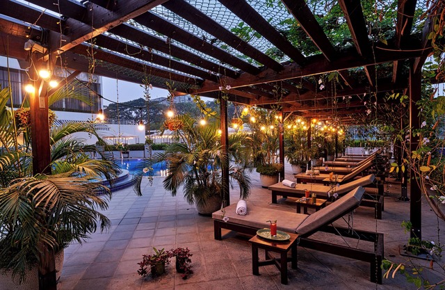 Insignia Hotels & Resorts