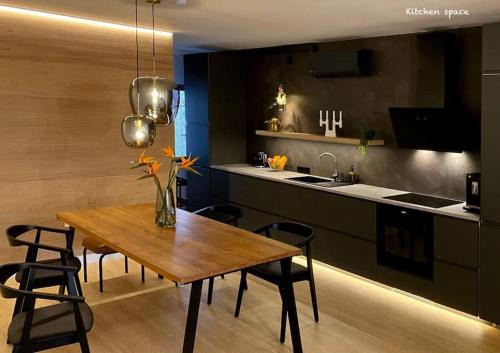 Inspirational apartment - to rest & to work