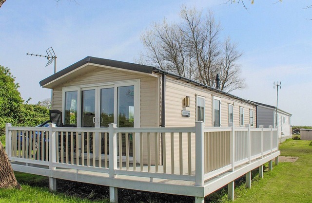 Introducing the Willerby Expression, a premium 3-bedroom caravan designed for comfort and style.