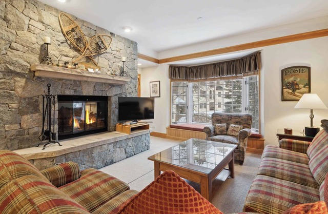 "Inviting 2BR Condo at The Charter C350 – Centrally Located with Classic Appeal