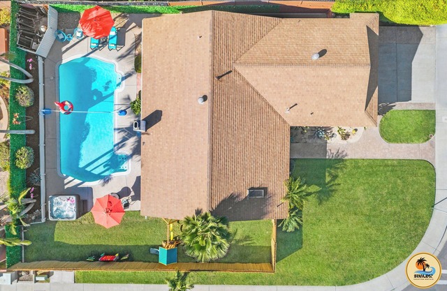 Inviting Home w/Mountain Views + Pool/Spa