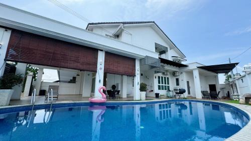 IPOH Seri Bougainvillea Luxe Villa with Private Splendid Pool