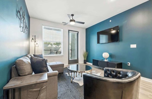 IRIE Living Brand-New Lux 2BR | 8 Min Grd Park