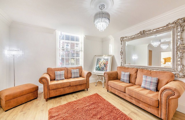 Iris Apartment - UK45966