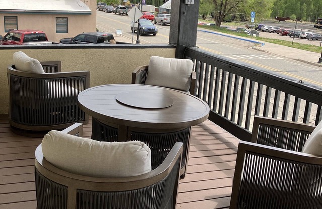 Iron Rail Inn