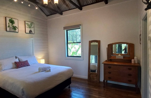 Ironbark Cabin, Lovedale Hunter Valley