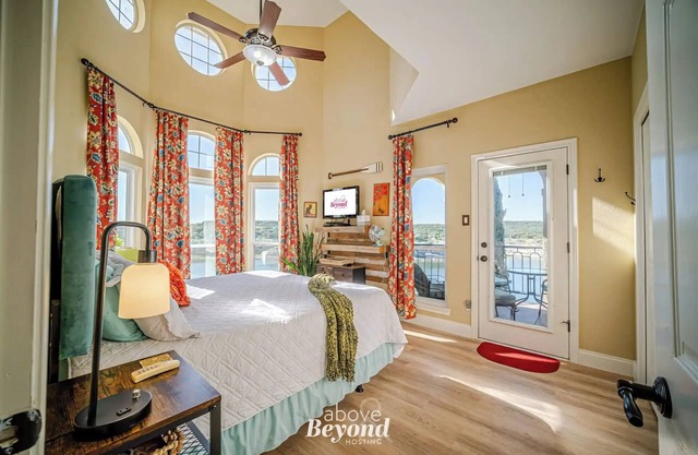 Island 2213 | 1 Bed, 2 Bath
