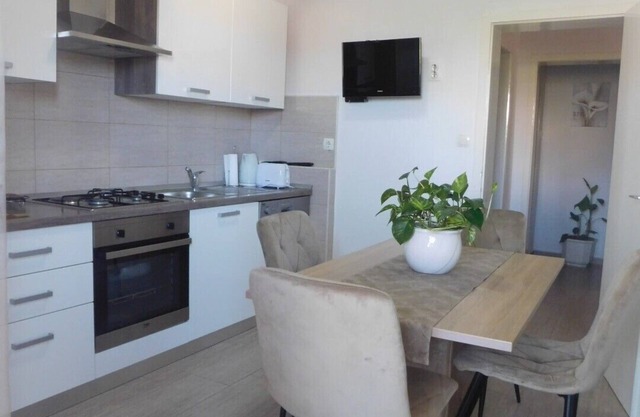 Island Bonaca Apartments