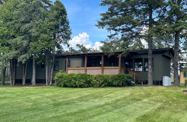 Island Escape on Long Lake with beautiful views on Long Lake.