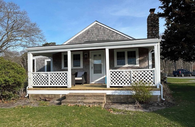 Island Inn - Cottage - 21E - Oak Bluffs, MA