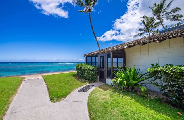 Island Jewel — Ocean Front North Shore Paradise