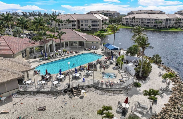 Island Time at Lexington CC Lake Village