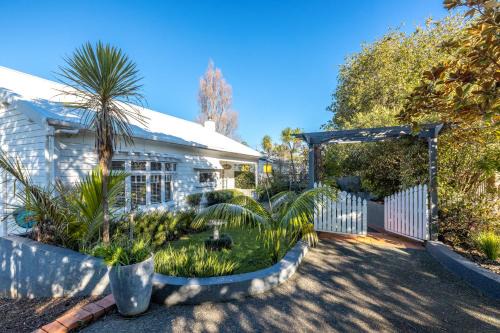 Island Villa- Stay Waiheke