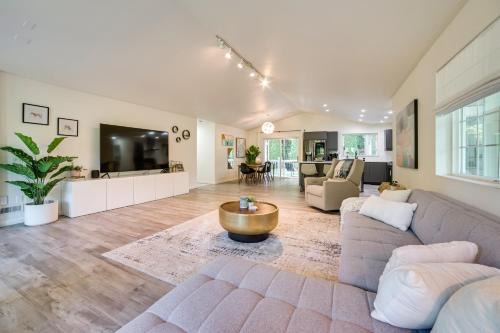 Issaquah Retreat Near Lake Sammamish State Park!