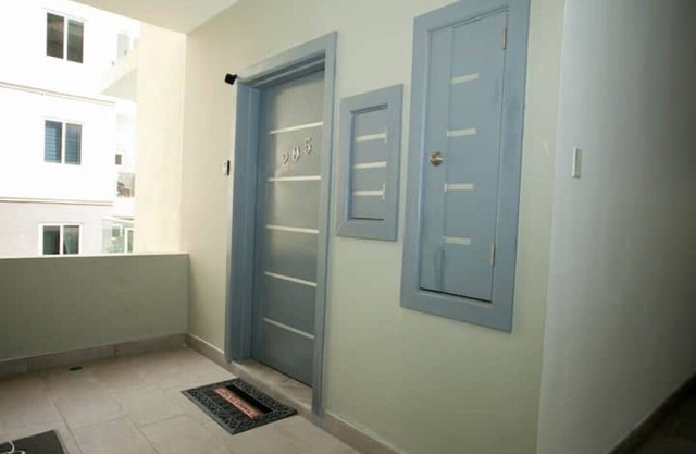 It's an Experience (IAE)Homes :Luxury Apt close to all the hot spots in Kingston