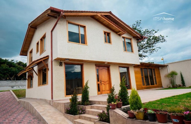 ItsaHome Vacations - Casa de Campo Atuntaqui