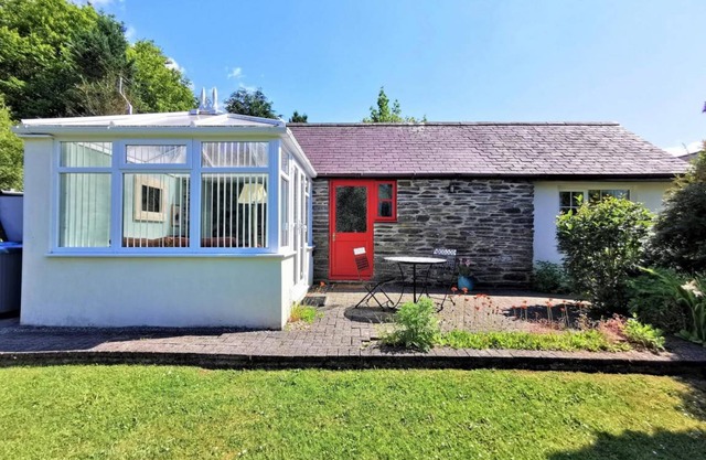 Ivy - 1 Bedroom Cottage - Llanfyrnach