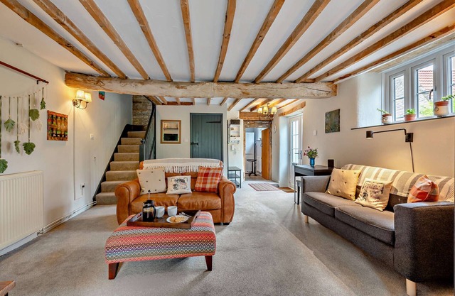 Ivy Leaf Farm Barn - Two Bedroom House, Sleeps 4