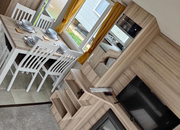 J6 Static caravan, Fairway holiday park